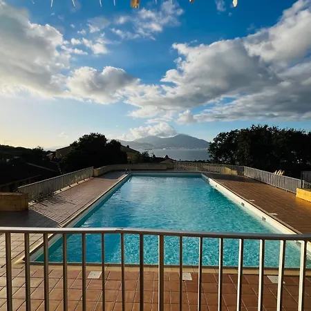 アパート T2 Sur Hauteur De Avec Vue Sur La Baie D Ajaccio