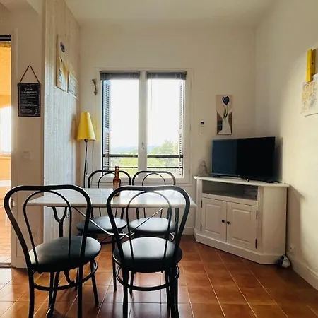 Apartment T2 Sur Hauteur De Avec Vue Sur La Baie D Ajaccio Porticcio (Corsica)