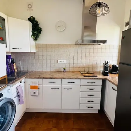 Apartment T2 Sur Hauteur De Avec Vue Sur La Baie D Ajaccio Porticcio (Corsica)