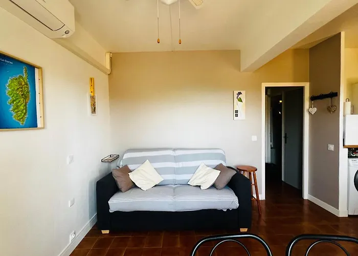 T2 Sur Hauteur De Avec Vue Sur La Baie D Ajaccio Апартаменты *